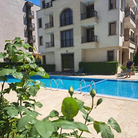 амара б3 студия Apartment *